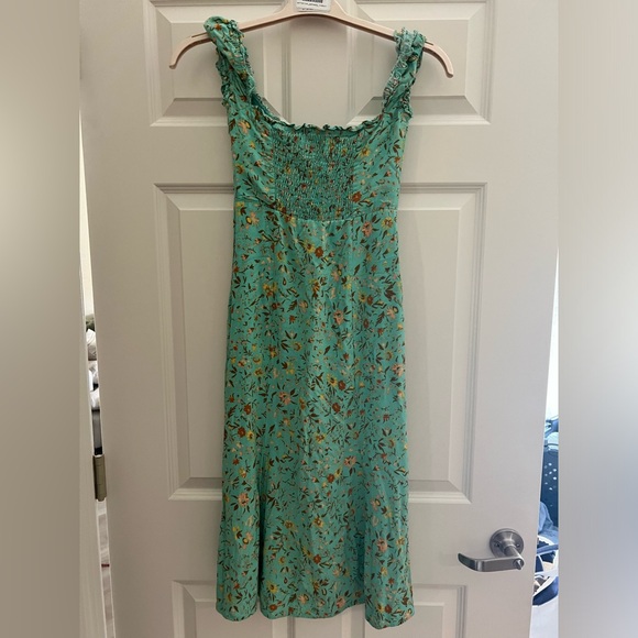 Hello Molly Sundress - Picture 2 of 3
